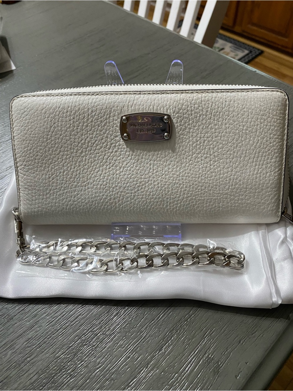 Michael Kors Cream Pebbled Leather Shoulder Bag with Logo Plate